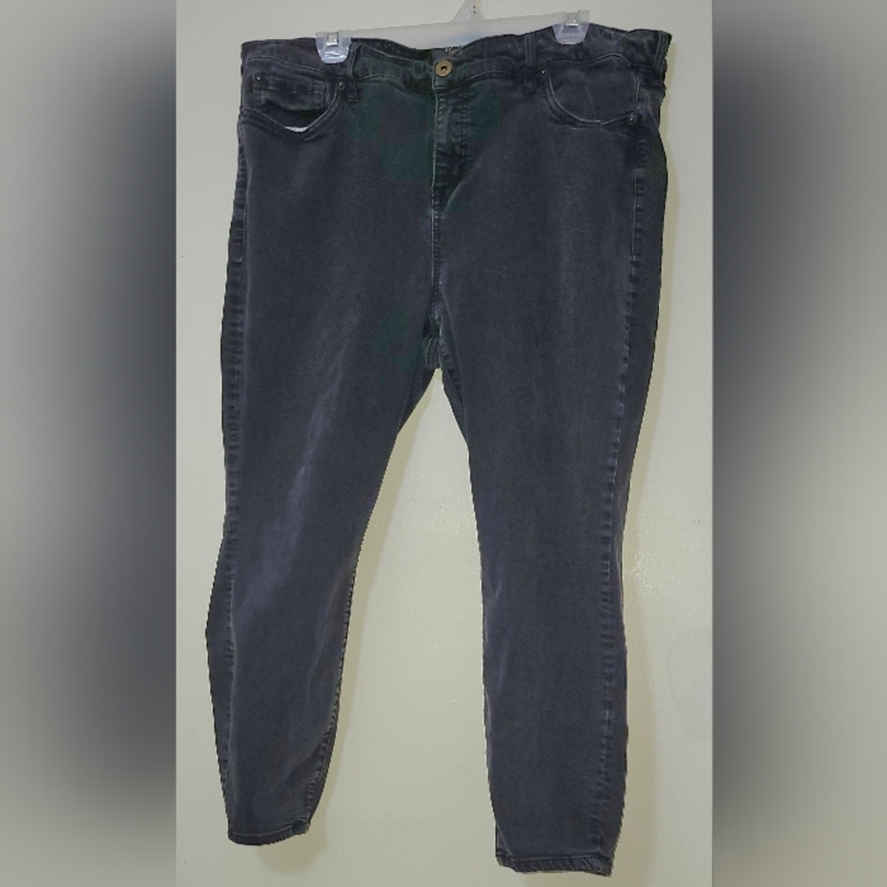 Torrid black stretch jeans, 22R